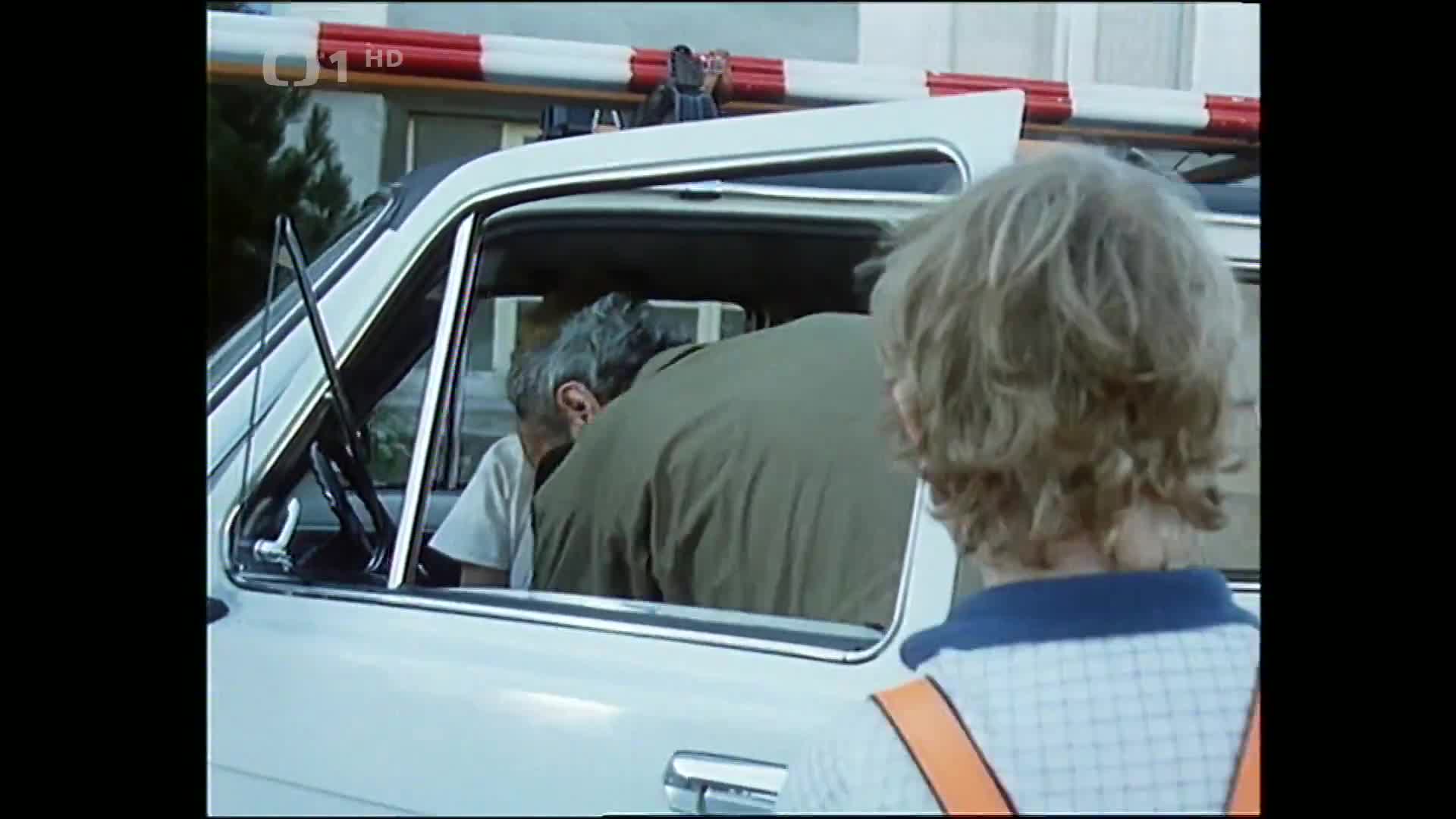 Návštěvníci S01E15 1983 CZ serial